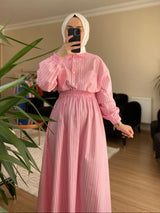 Beli Lastikli Çizgili Elbise