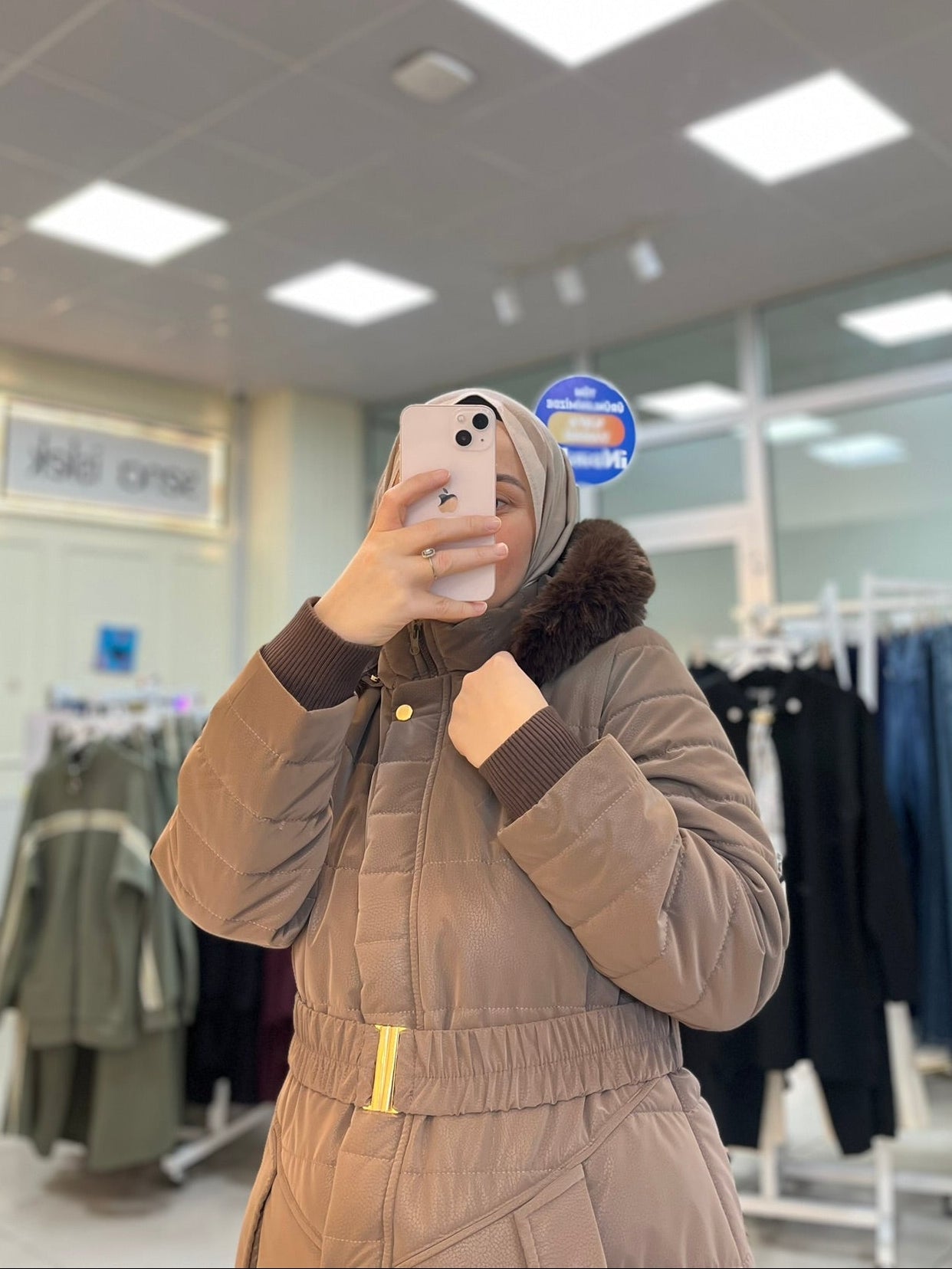 Kürk Detaylı Şişme Mont - Acı Kahve