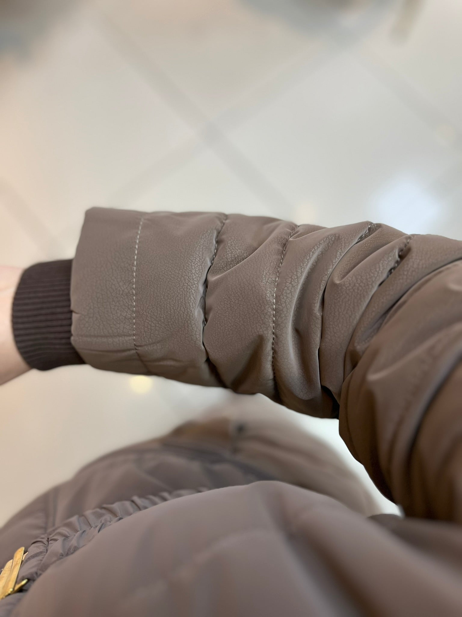 Kürk Detaylı Şişme Mont - Acı Kahve