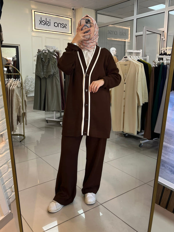 Kahverengi Triko Takım
